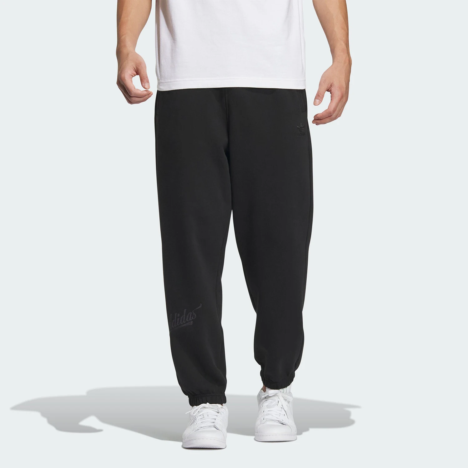 

adidas genuine SUPERSTAR men's loose cuffed knit sports pants IZ1522