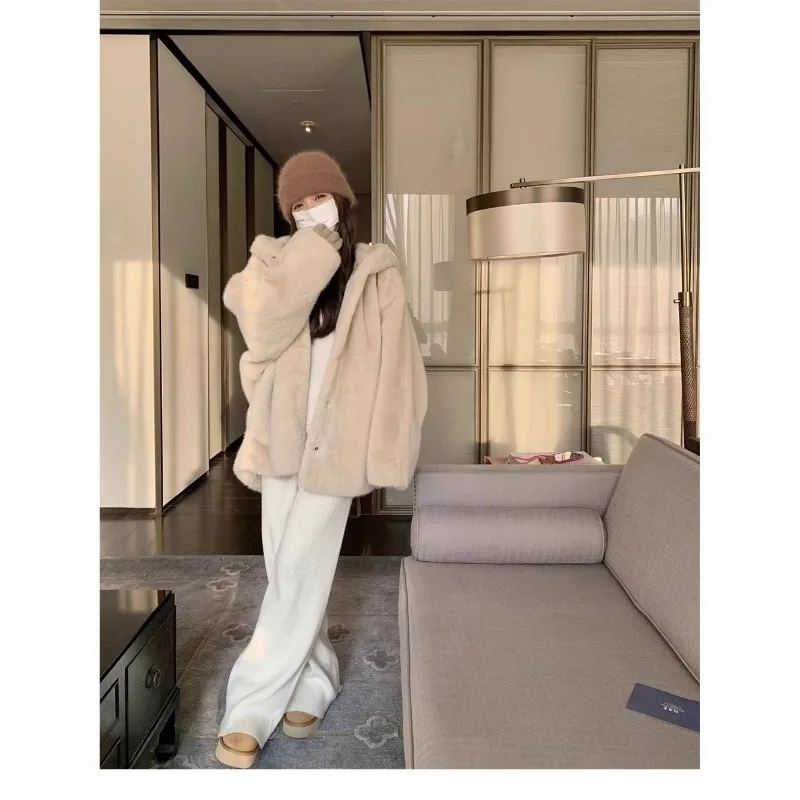 

Новинка 2025, женская куртка с капюшоном, средняя зима, новое свободное плюшевое теплое длинное короткое пальто на шерстяной подкладке в корейском стиле