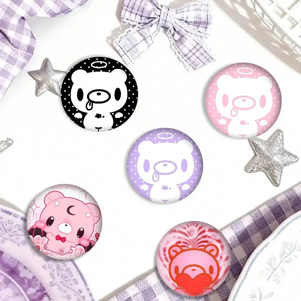 Cartoon G-Gloomy Bear Cartoon-Broschen, Anime-Abzeichen, runde handgefertigte Brosche, Anstecknadeln, Schmuck für Rucksack, Kleidung, Geschenke