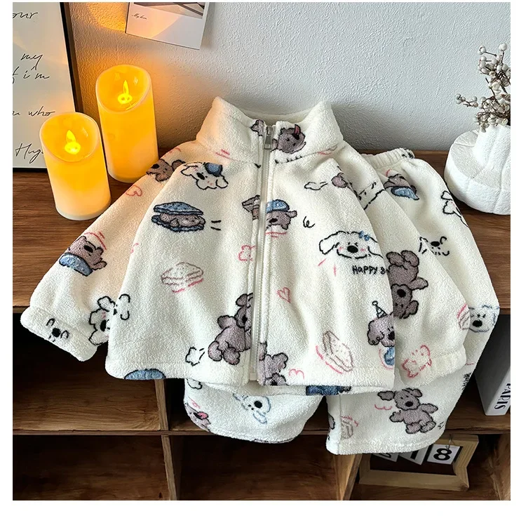 2026 Kinder-Mädchenkleidung Neues Plüsch-Set aus Fleece mit Cartoon-Motiv, Lässige Freizeitkleidung für Zuhause, Oberteile und Unterteile für Kinder – Detail 12