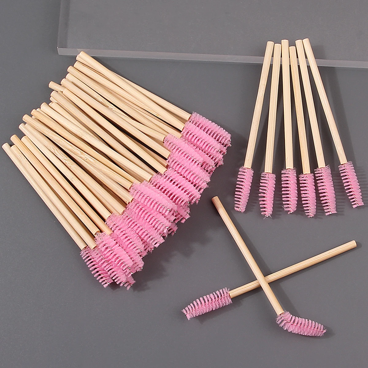 50PCS bamboo-handled mascara brush, spiral soft eyelash curl brush, eyebrow brush, flexible, beginner's beauty tool