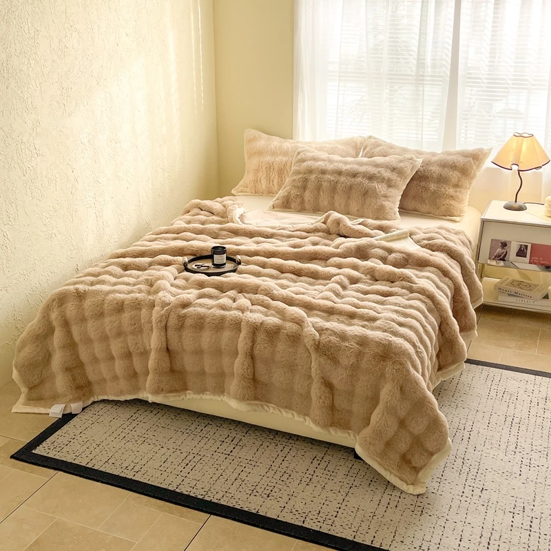 Luxury Premium Imitating Rabbit Fur Blanket Double-sided Plush Thickened Multifunctional Air Conditioning Blanket Nap Blanket