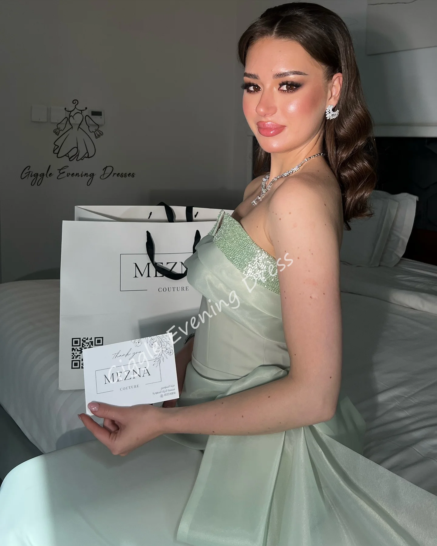 Giggle 맞춤형 스트랩리스 비즈 튤 사우디 이브닝 갈라 드레스 2025 크레이프 및 오간자 인어 댄스 파티 드레스