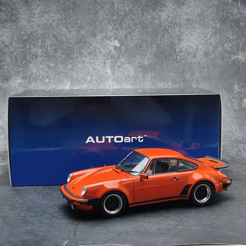 AUTOART Car Model 1/18 Porsche 911 (930) Turbo 3.0 Car Model Collection Static Ornament Holiday Gifts