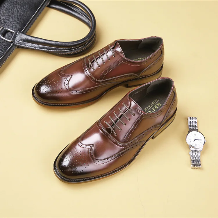 Novo 2024 negócios britânicos cabeça redonda couro masculino esculpido bloco formal derby escritório casamento único sapatos casuais masculinos муж о о giaв