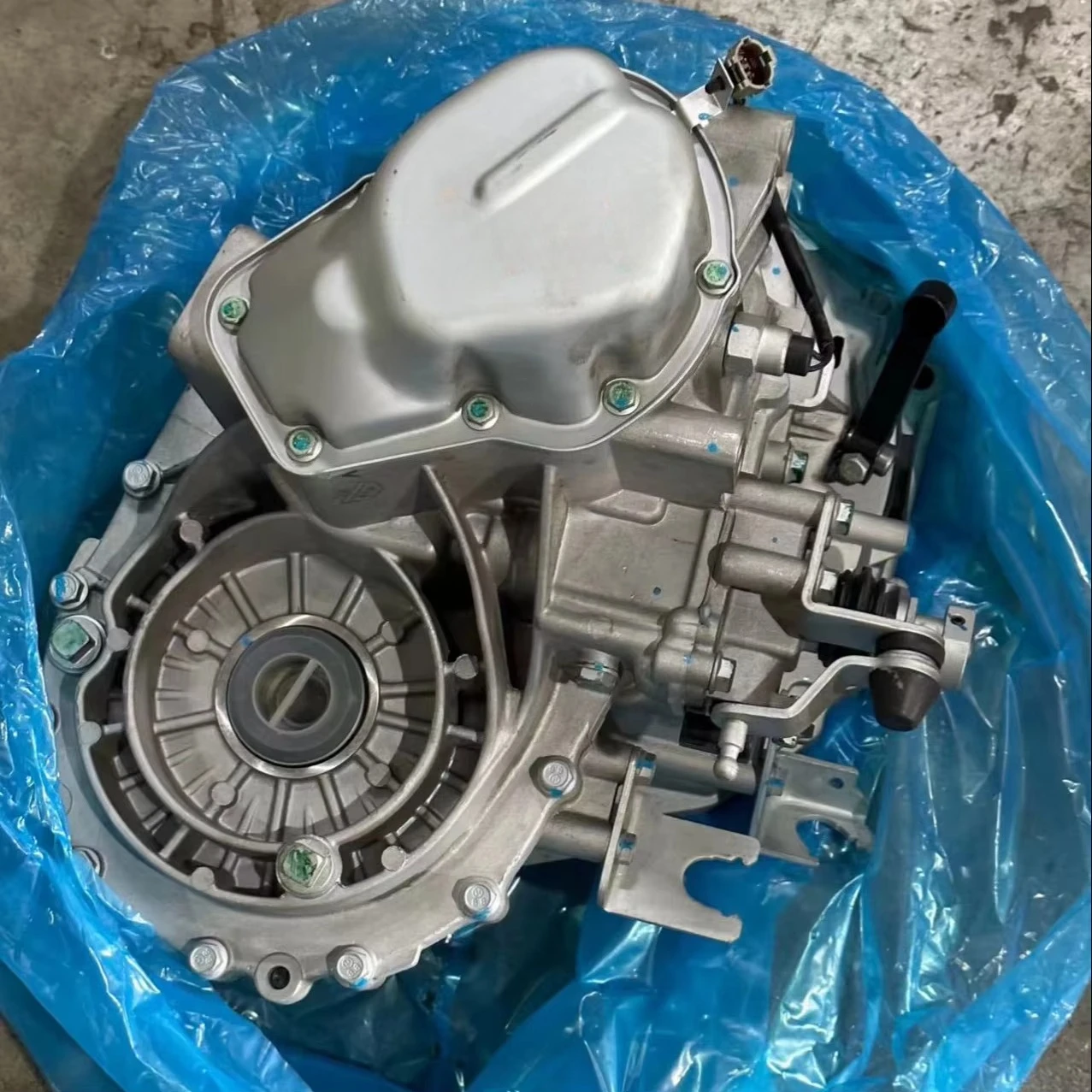 

YSD Factory Transmission Gearbox MG3
