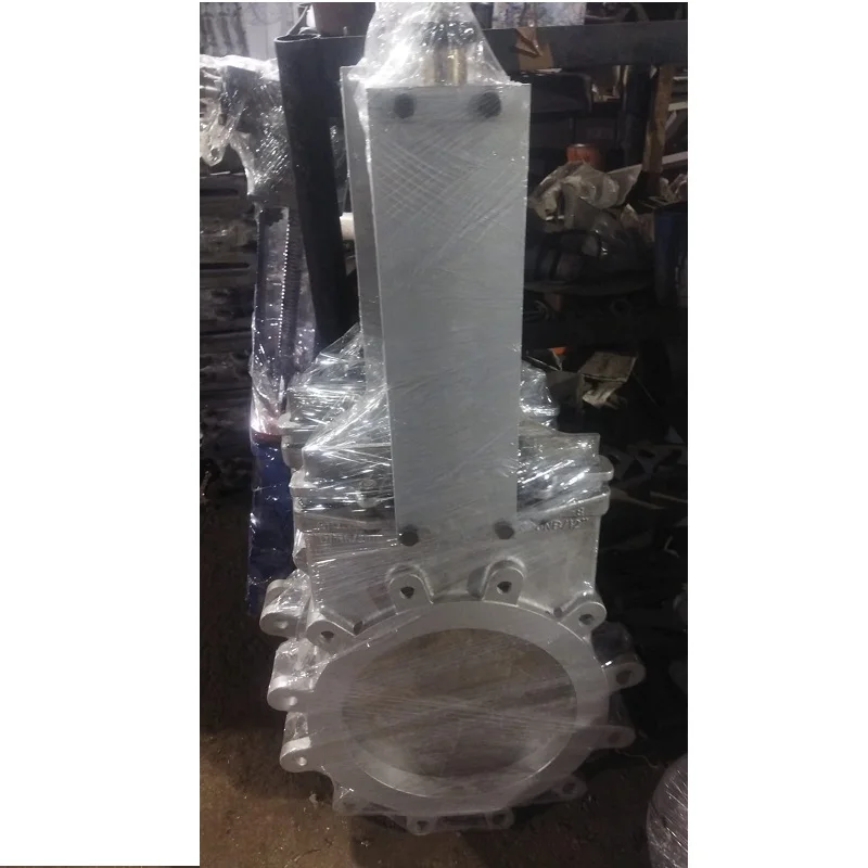 صمام بوابة حافة السكين من نوع العروة الكهربائية شديدة التحمل لتطبيقات عزل التدفق الصلب لمياه الصرف الصحي