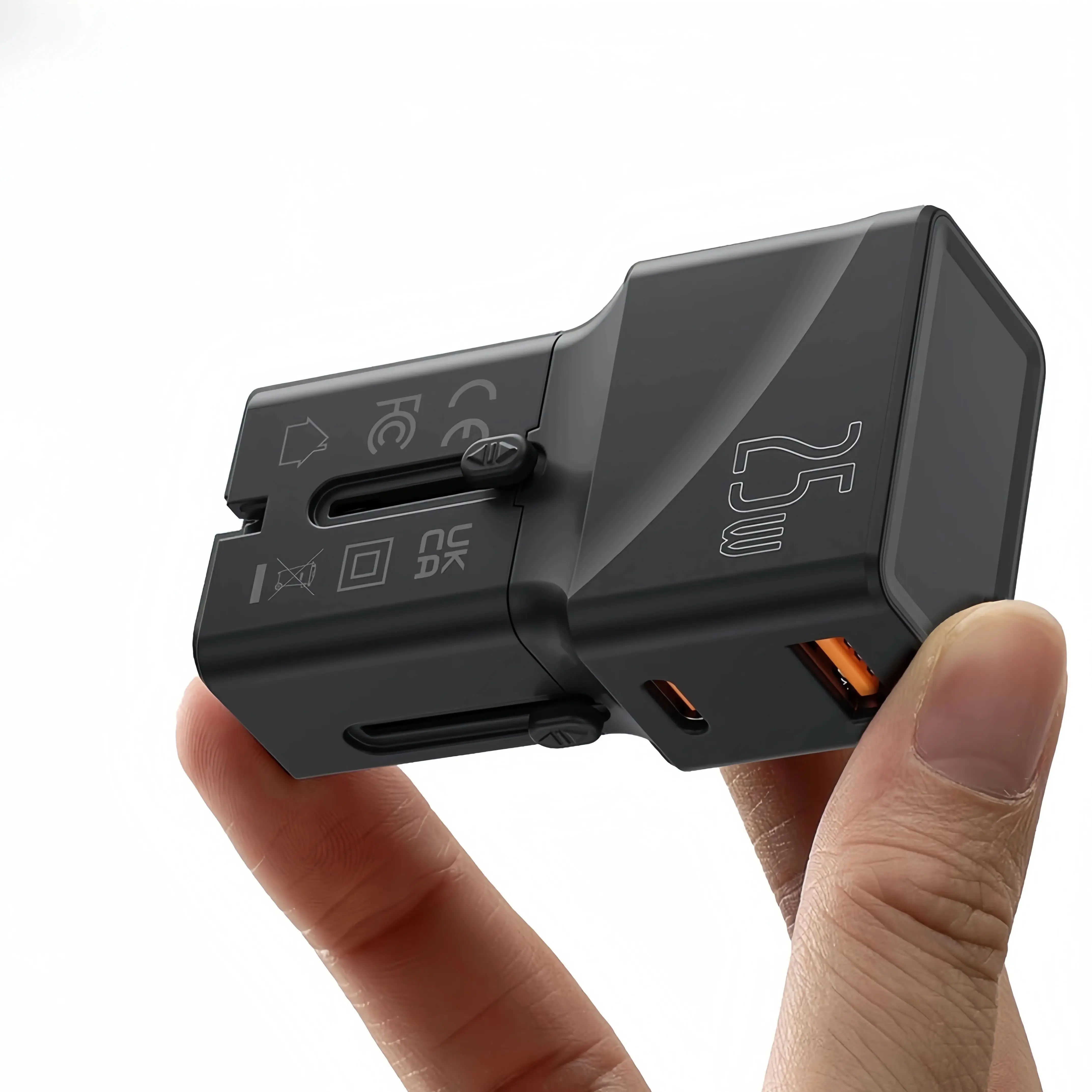 25W Universal Trave…