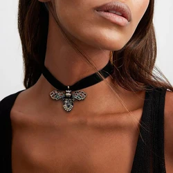 ZAA Vintage Women Jewelry Sparkly Rhinestone Bee Shape Pendant Long Cord Necklaces Luxury Personalized Holiday Party Accessories