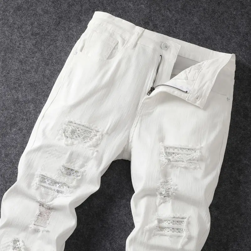 2024 spring and summer hot selling men\'s white distressed hot drilling jeans slim fit stylish American high street trendy jeans