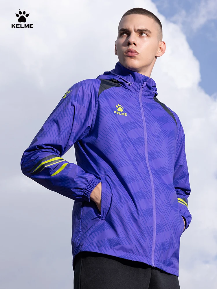 

Kelme Goes To The Asian Cup Series Training Woven Jacket Windproof Hoodie Loose Running Sports Jacket Outdoor