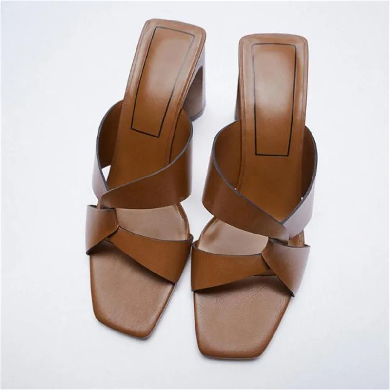 Summer new women\'s shoes brown black thick-heeled cow leather sandals square toe cross with open toe back high heels slippers