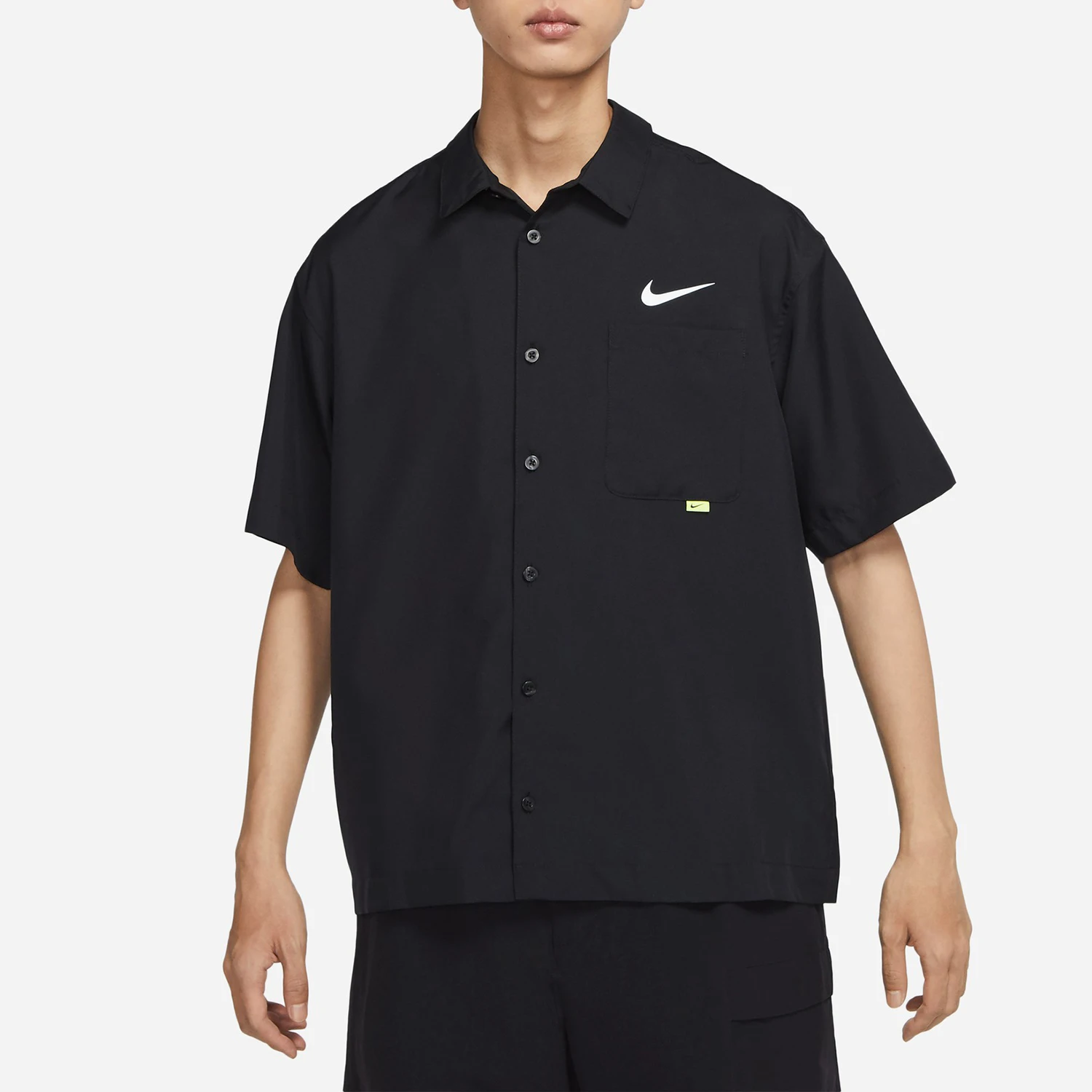 

Nike genuine SWOOSH Men's Loose Breathable Shirt Short Sleeve DX6308-010