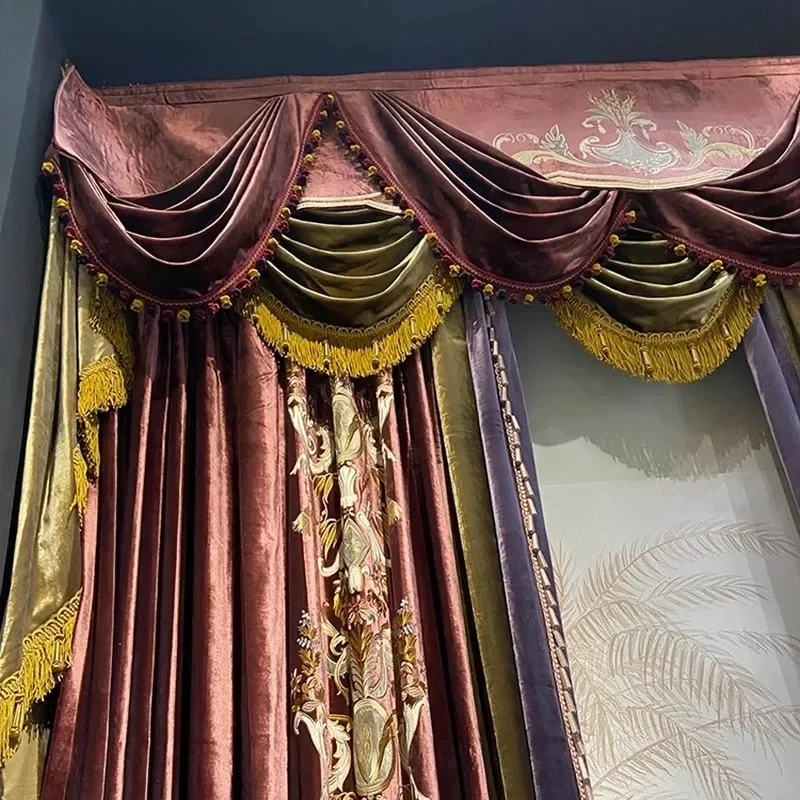 ヨーロッパの高級レッドベルベット刺繍遮光カーテンリビングルームベッドルームダイニンググレース装飾ロマンチックなカスタムサイズチュール