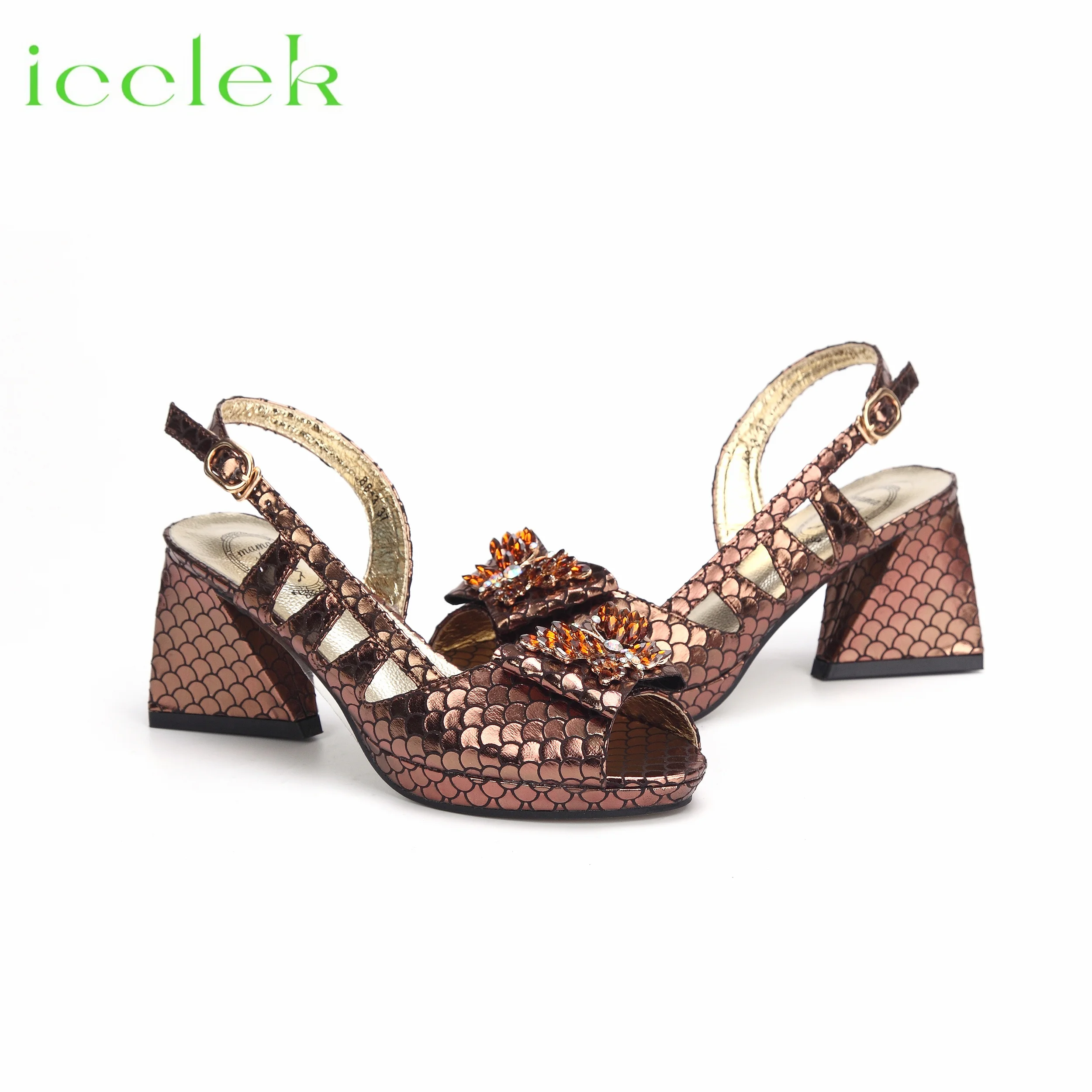 2024 Italian Hollow Design Shoes Matching Bag in Coffee Color Comfortable Heels Ladies Sandals for Party