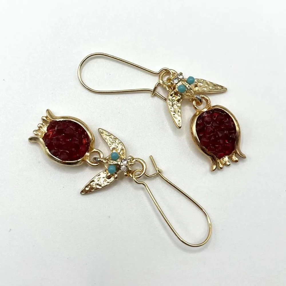 Vintage Style Pomegranate Fruit Golden Earrings Retro Trendy Female Ear Accessory Decoration Ornament Gift Women Girl Jewelry