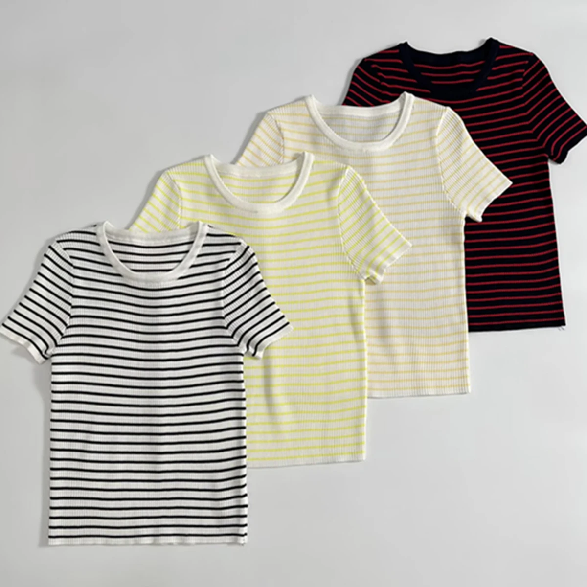 

Jenny&Dave Basic Tops French Minimalist Striped Knitted T-shirt Summer Round Neck Comfortable Cotton Short Sleeved T-shirt Women