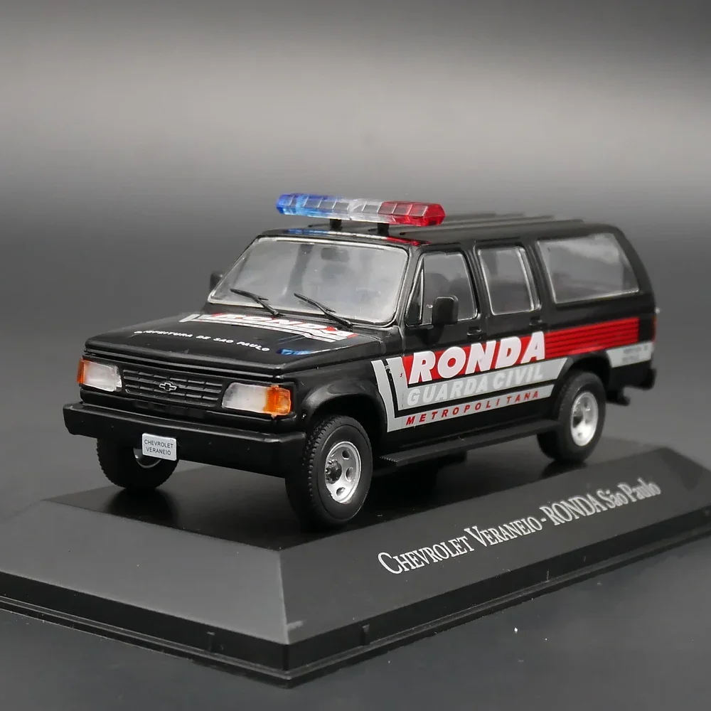 

Diecast Ixo 1:43 Scale Chevrolet Veraneio Brazilian Police Car Simulation Alloy Car Model Collection Toy Gift Display Ornament