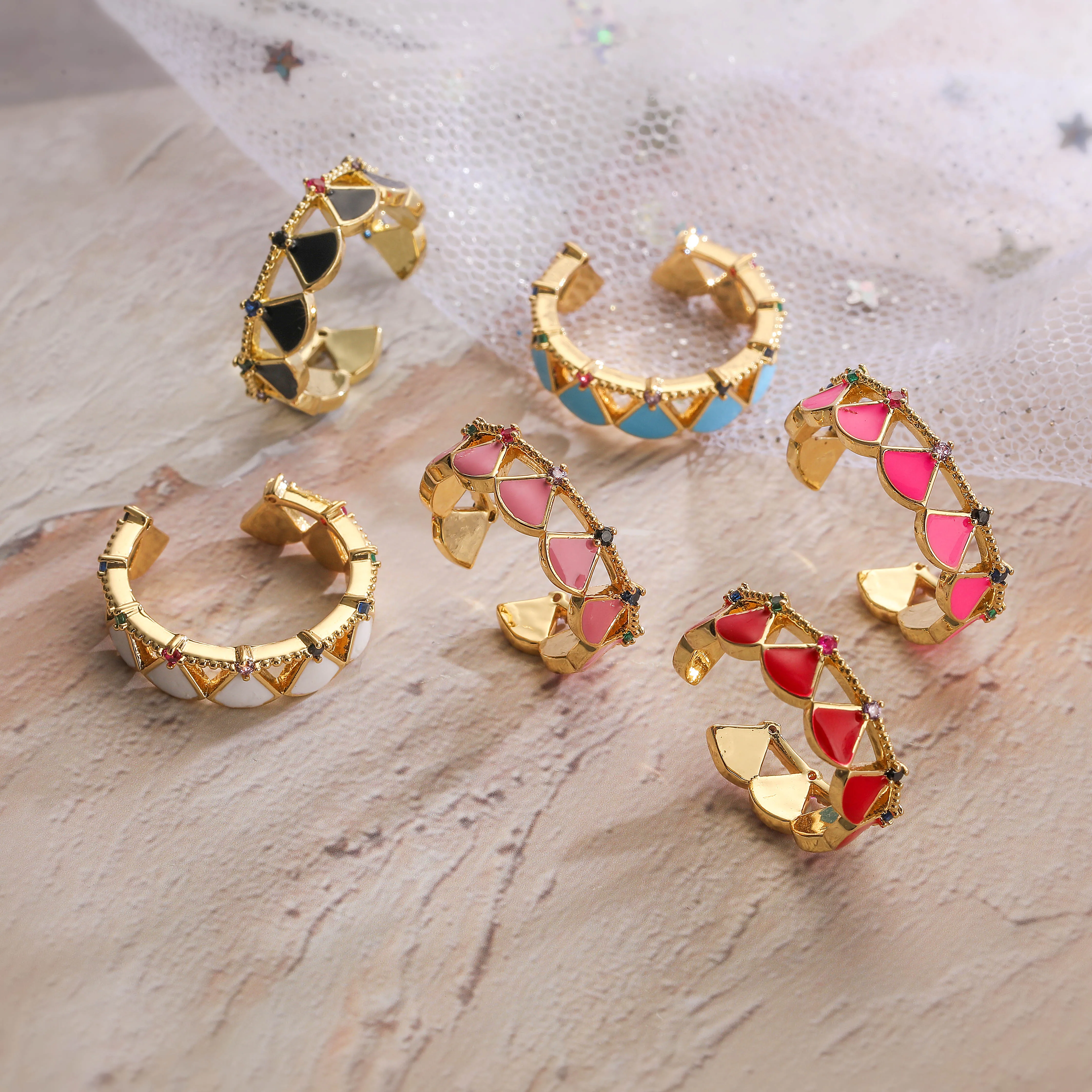 HECHENG,Enamel Rose Red Open Golden Ring with Fan shaped Hollow Colored Stone Adjustable Ring, Suitable for Women to Wear