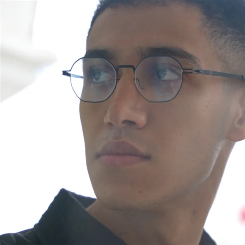 لا يتلاشى ألمانيا العلامة التجارية النظارات الرجال النساء مربع غير النظامية إطار نظارات اليدوية المسمار خفيفة 7 جرام نظارات نظارات