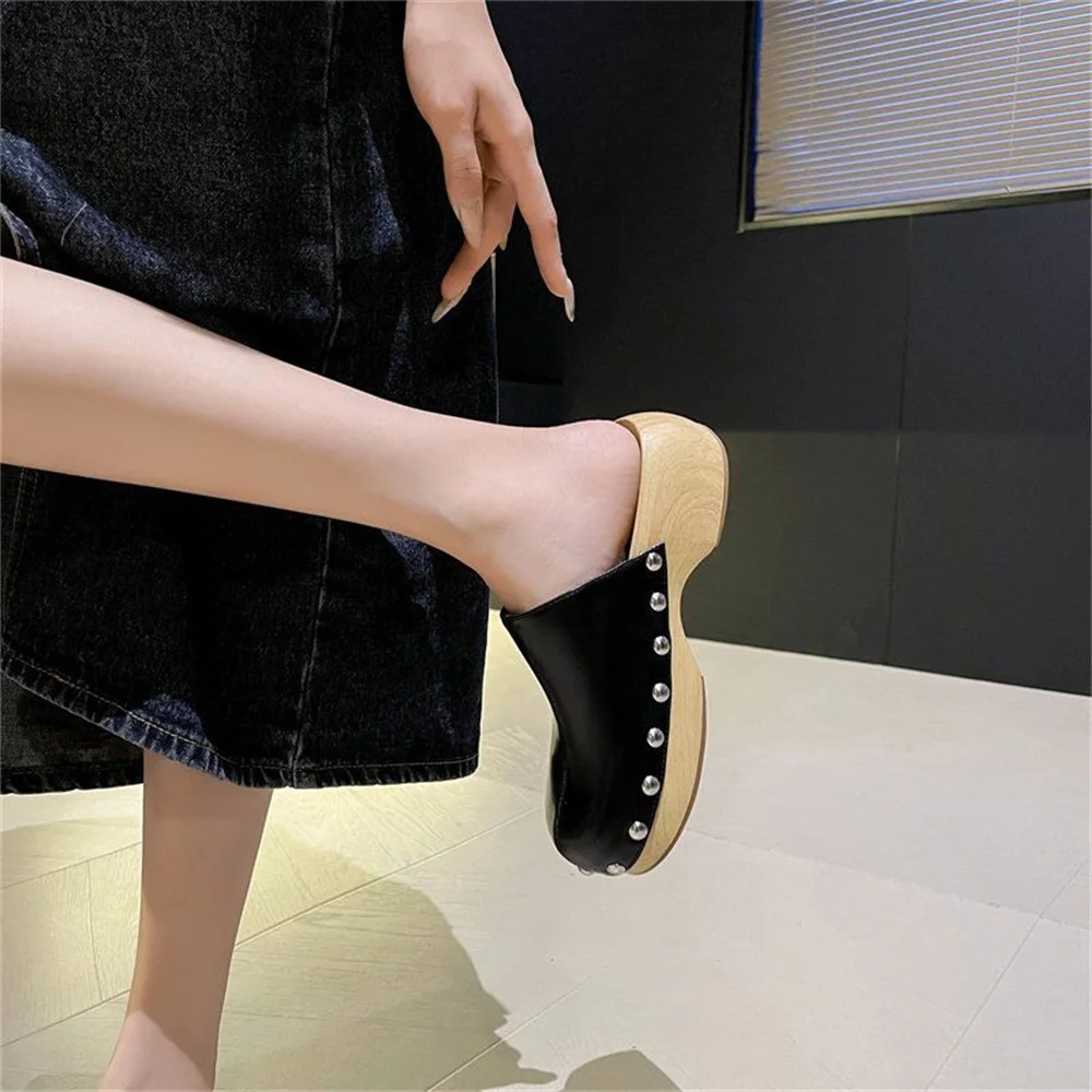 Vintage riveted waterproof platform thick bottom baotou tow new all-in-one design sense a word half slipper woman