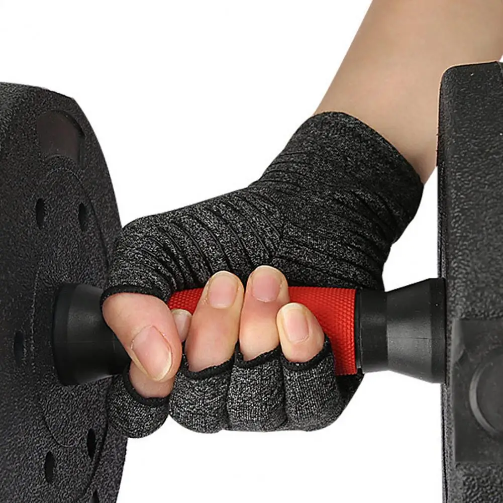 Anti-slip Dotted Palm Gloves Anti-slip Gloves for Grip Durable Comfortable Anti-slip Half Finger Gloves for Fitness Sports Soft