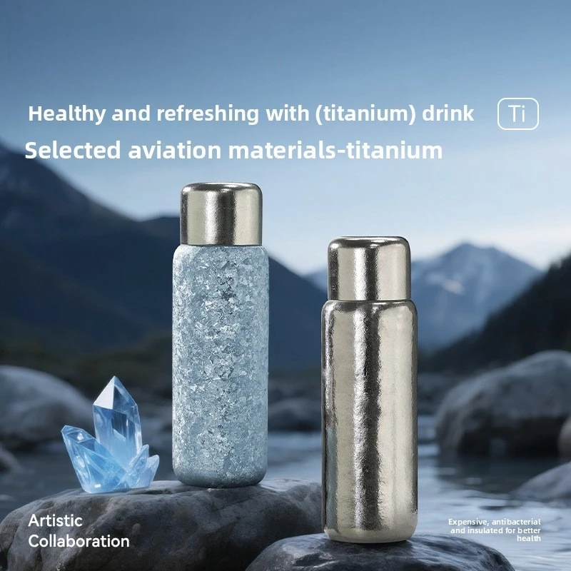 

Бутылка для воды из 100% чистого титана, 480 мл - легкая, прочная, герметичная, с дисплеем температуры