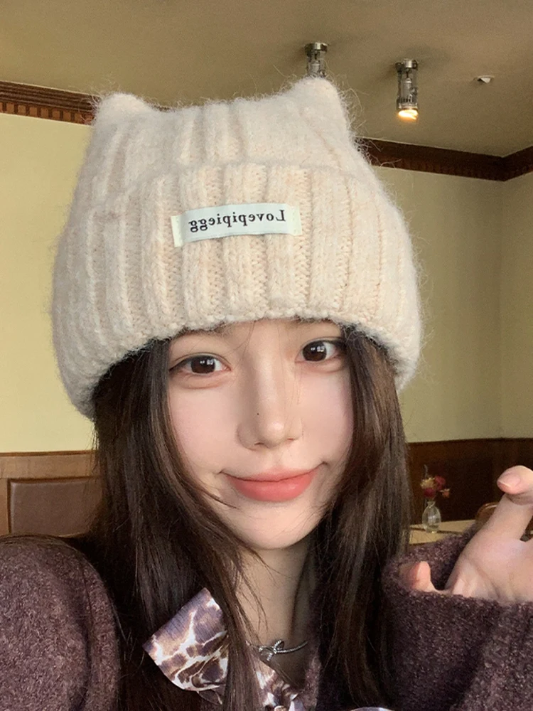 Warm Knitted  Ear Hat Women's Style Winter Fashionable Small Face Effect Cosy Woolen Non-Brim Cap for Casual Daily Use