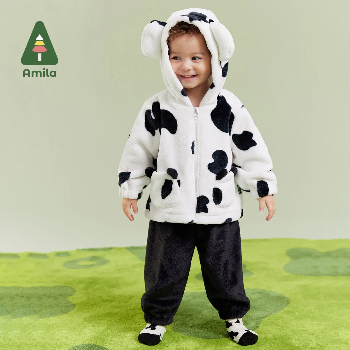 Amila Baby Children Loungewear Set 2024 Winter New Multicolour Fleecing Soft Panda Pattern Warm   Baby Clothing