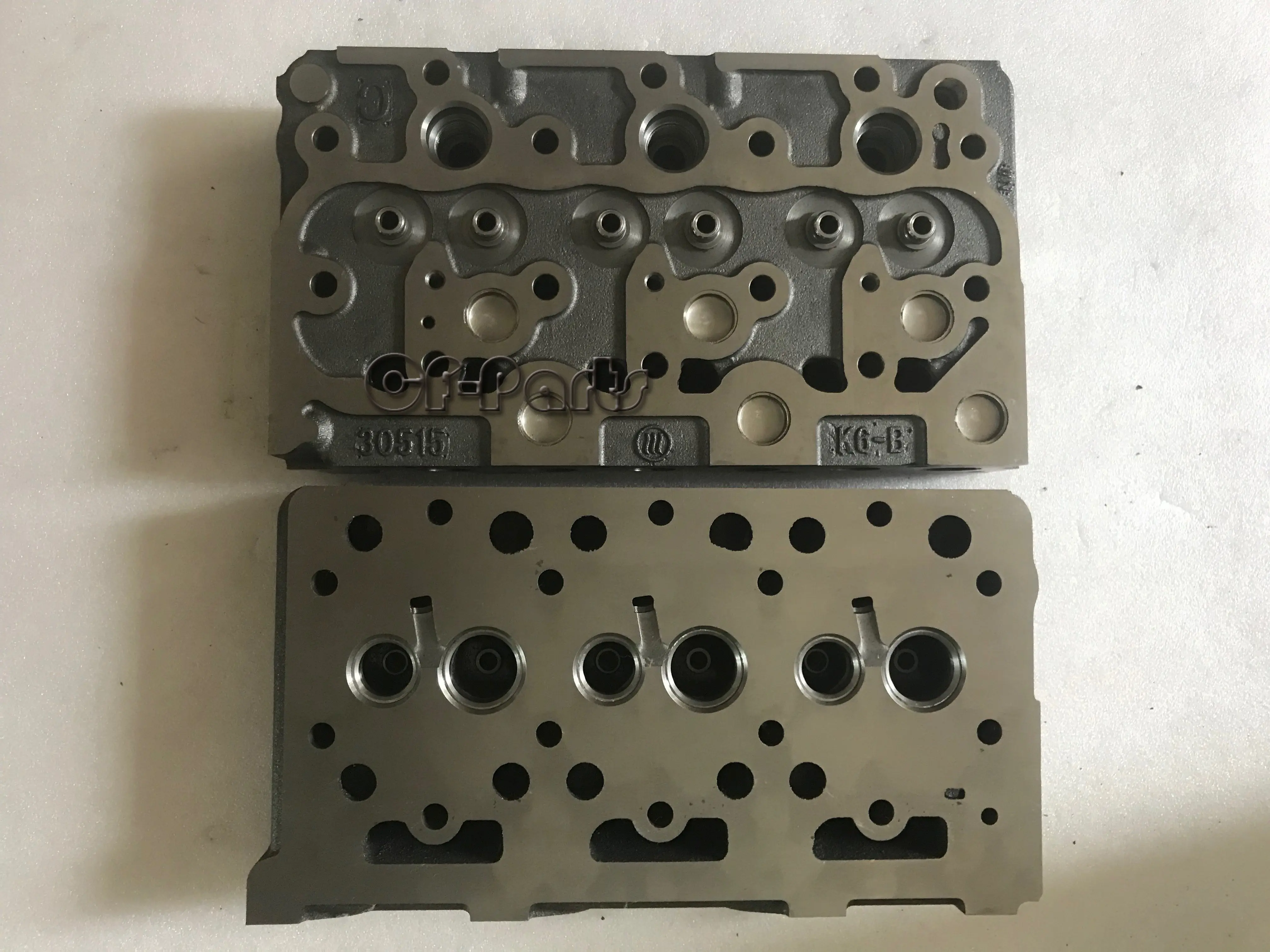 

Free Shipping Complete Cylinder Head For Kubota D1402 Engine With Full Set Valves