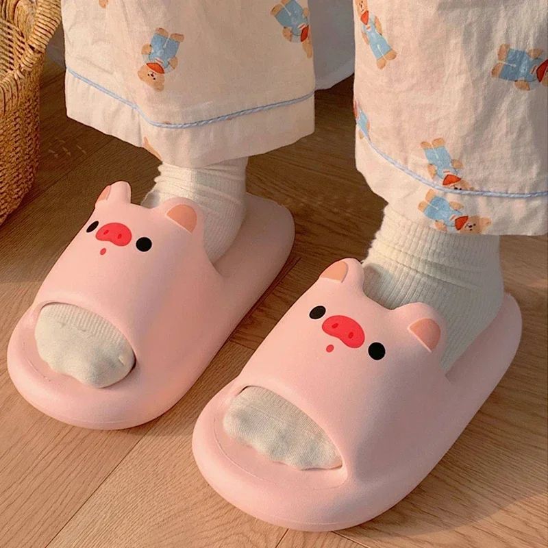 Women Cute Cartoon Pink Pigs Pattern Design Slippers Summer New Fashion Men Leisure Slides Sandals Couples Home Woman Shoes 2023