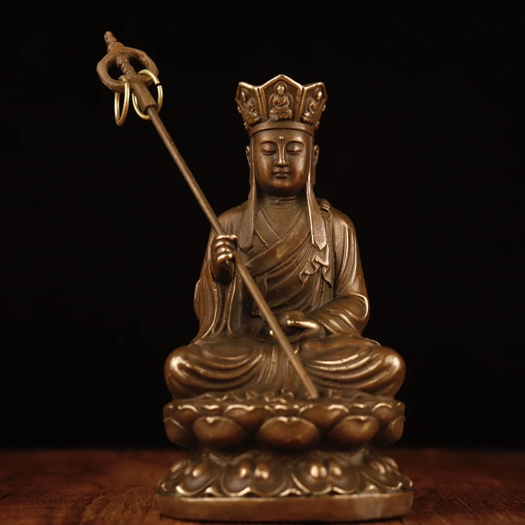 

Chinese style antique pure copper Ksitigarbha Bodhisattva statue Jiuhua Mountain sitting lotus Ksitigarbha ornaments