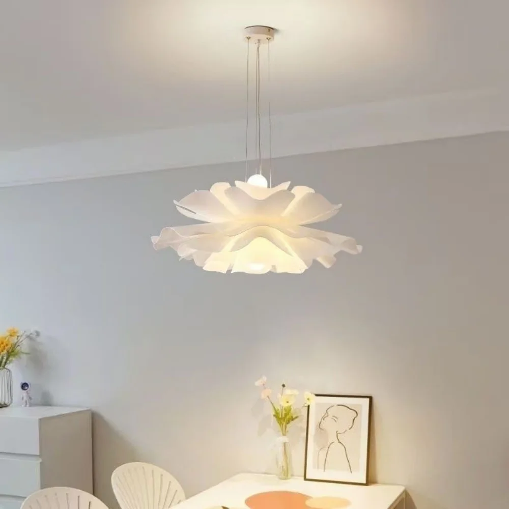 Modern Petal Pendant Light Creative Cream Style Up And Down Luminous Pendant Lamp Bedroom Living Dining Room Decor Pendant Light
