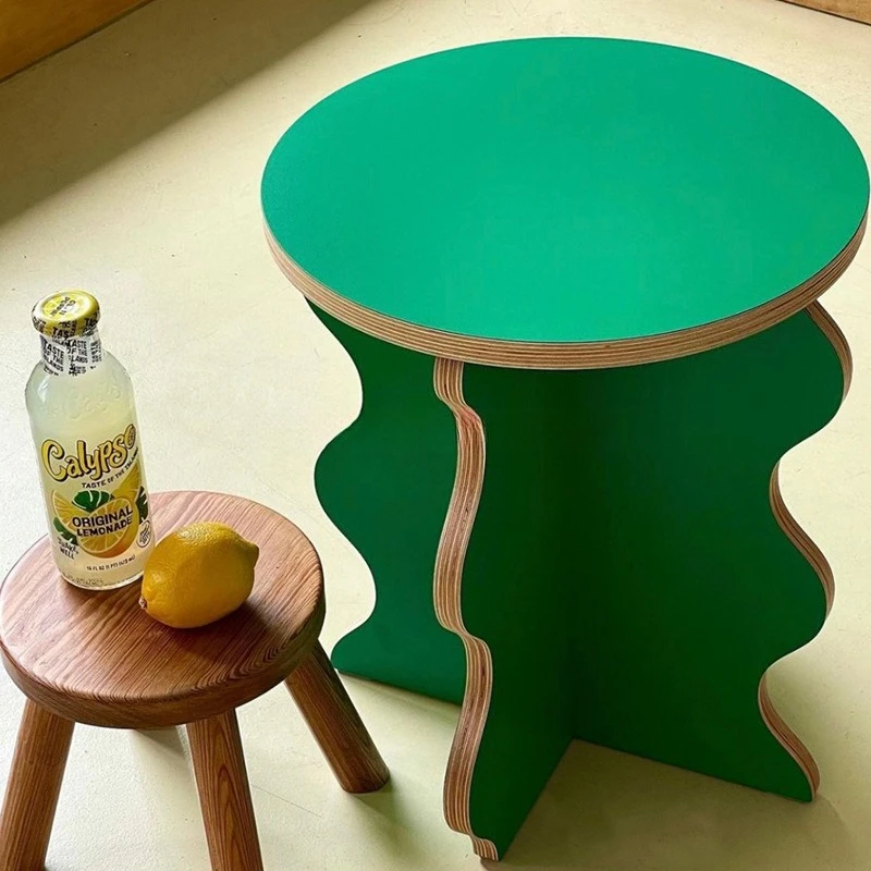 Cartoon petal edge table, Nordic small tea table, solid wood colored small table