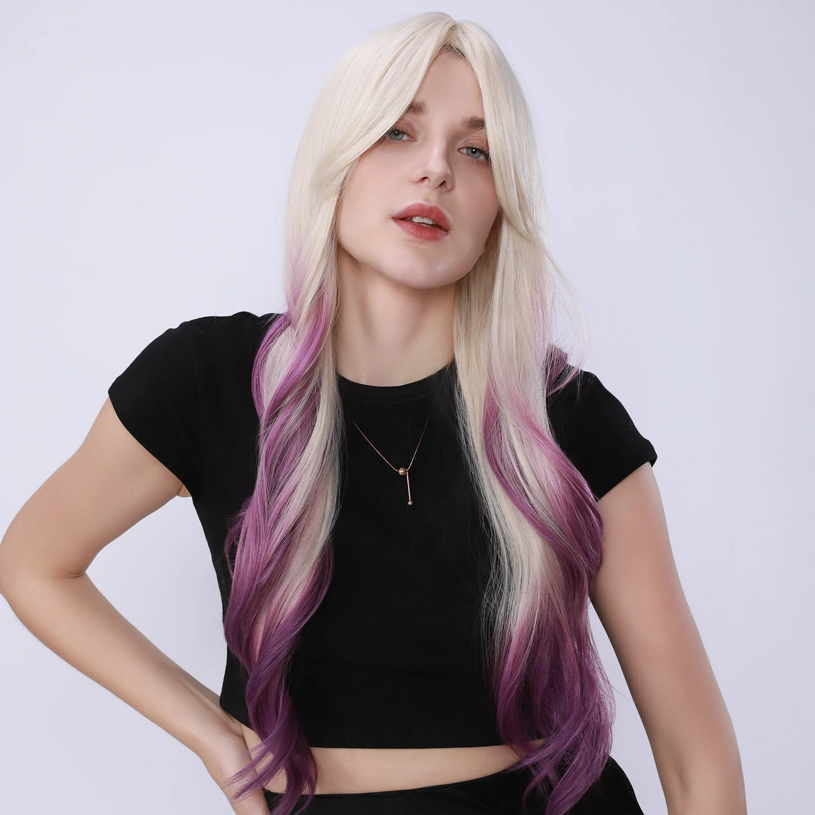 

Long curly synthetic wig - loose wavy for women, purple gradient, naturally curly light-colored wig that can be styled