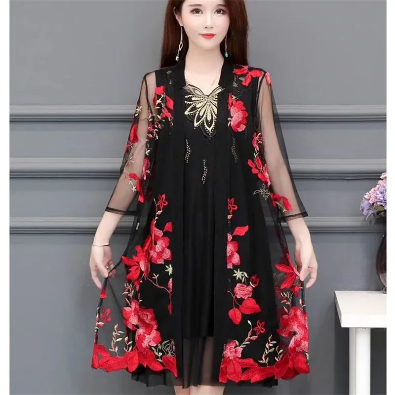 Summer New Ethnic Style Embroidered Cardigan Jacket Women Large Size Thin Long Sun Protection Clothes Female Lace Shawl Coat 5XL