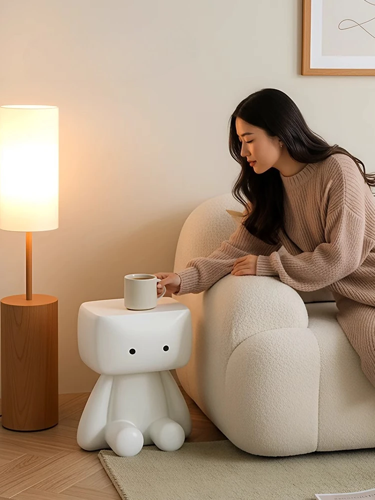 Nordic Style Furniture Living Room Cartoon Robot Statue Side Table Creative Coffee Table Children's Room Nightstand Home Decor