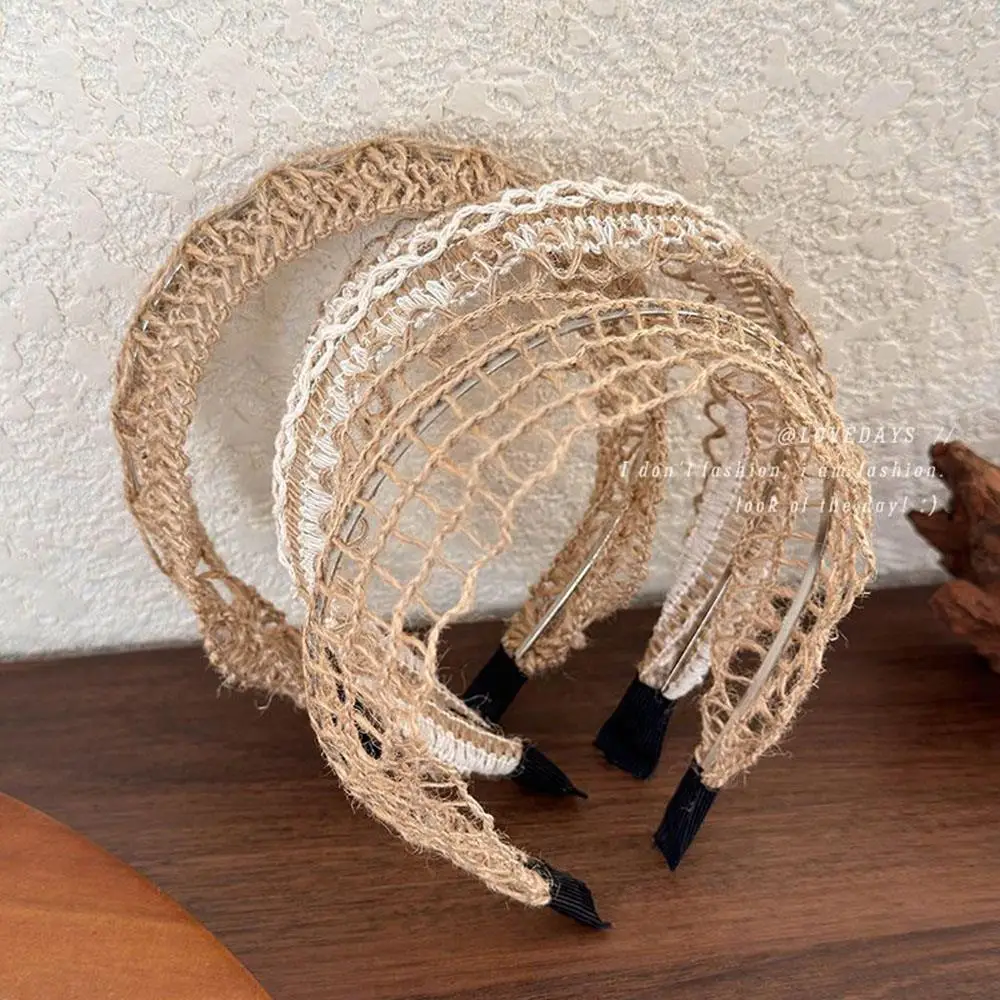 

Wide-Brimmed Straw Headband Hollow Out Braided Hairband Hand-Woven Linen Hair Hoop Travel Holiday Beach Style Hair Accessories