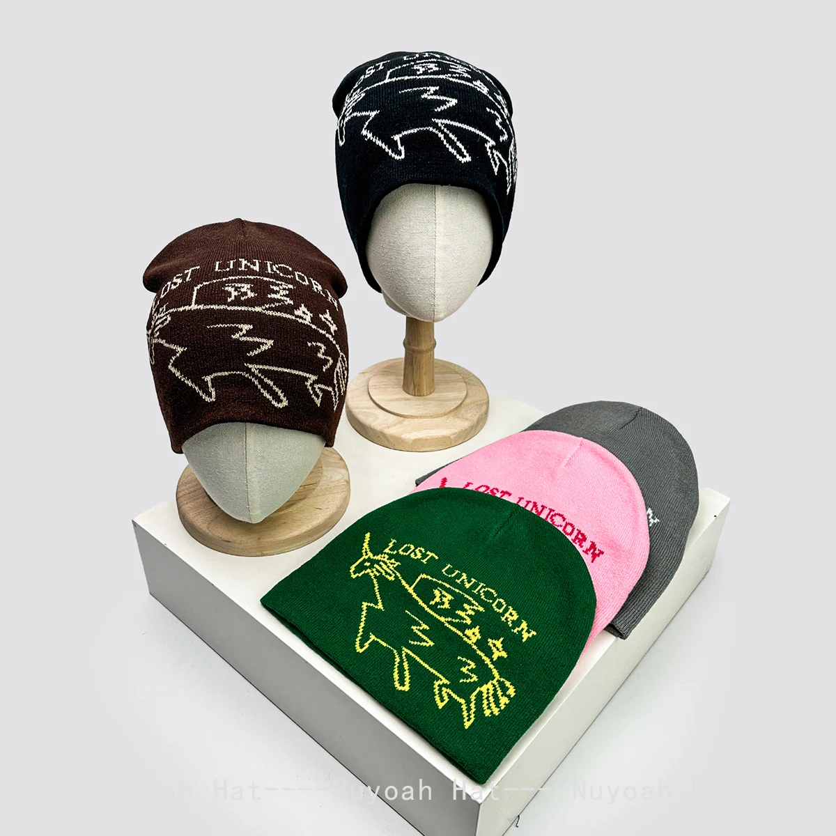 New Men Women Korean Jacquard Unicorn Letters Knitted Hats Warm Niche Fashion Personal Beanies Design Style Versatile Outdoor