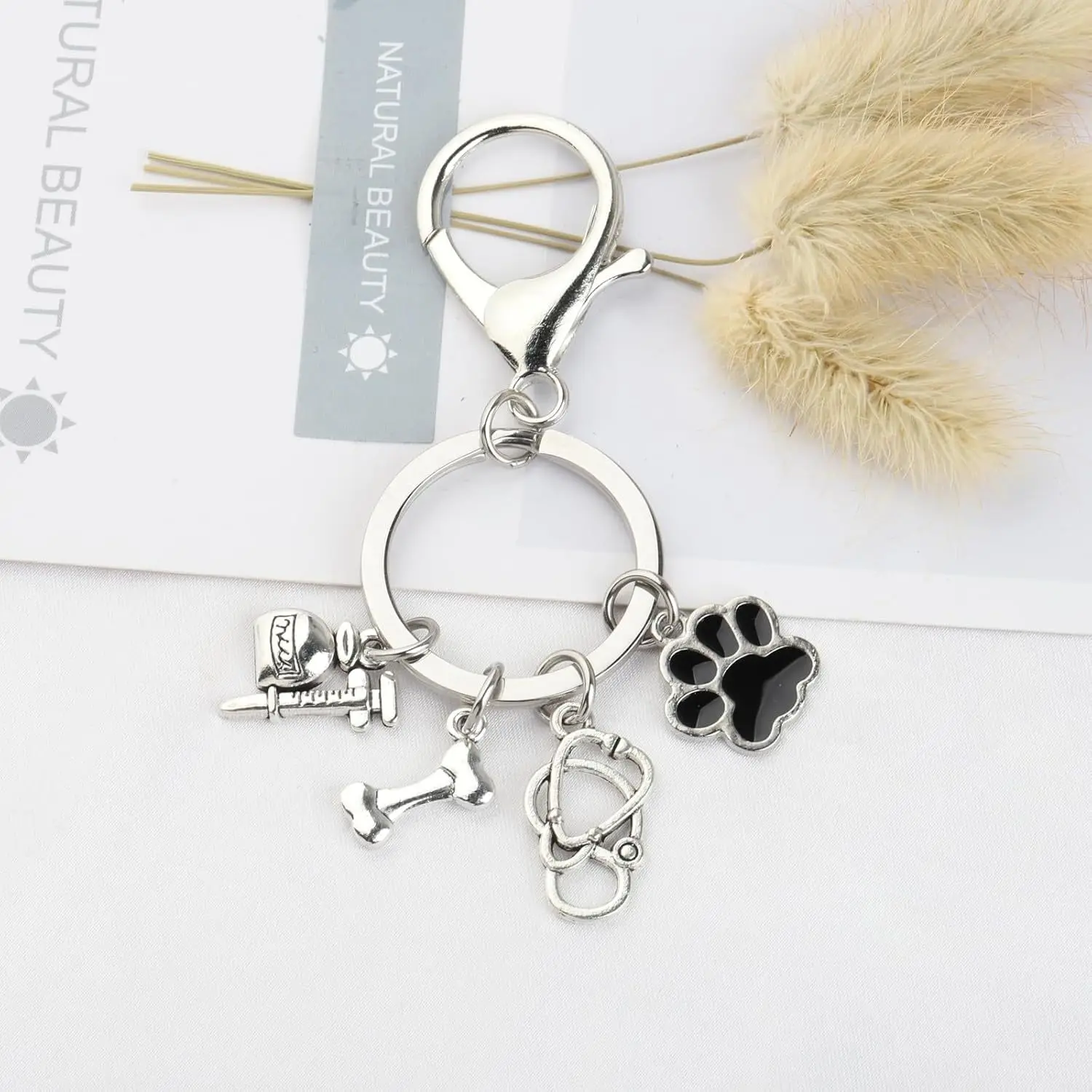 keychain veterinary Cats Paw Keychain Veterinarians Keyring Veterinary Doctor Pet Print Mother Dog Memorial