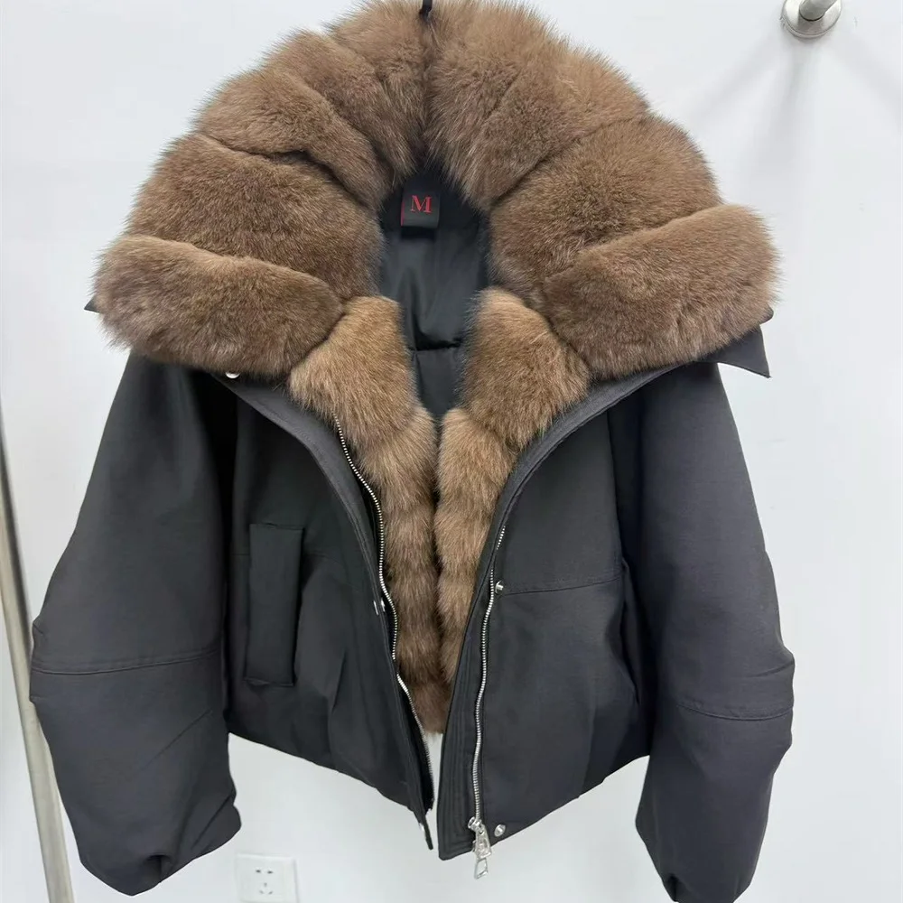 معطف شتوي نسائي بغطاء للرأس لعام 2025 بياقة كبيرة من الفرو، مقاس فضفاض، نمط كاجوال، سترة سفلية، موضة Y2K جديدة، معطف عالي الجودة