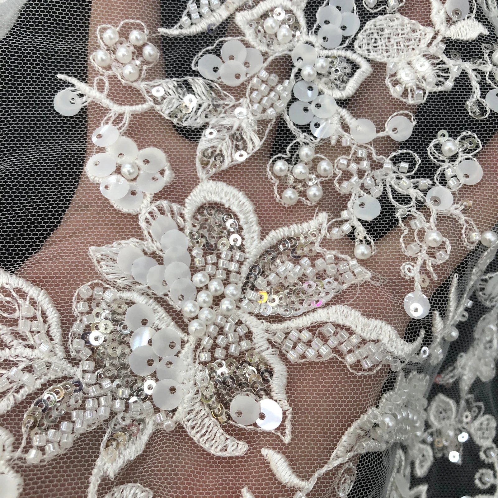 2022High-Grade Exquisite Sequin Bead Embroidery Suitable For Wedding Dresses Evening Dresses Private Custom Lace Fabric