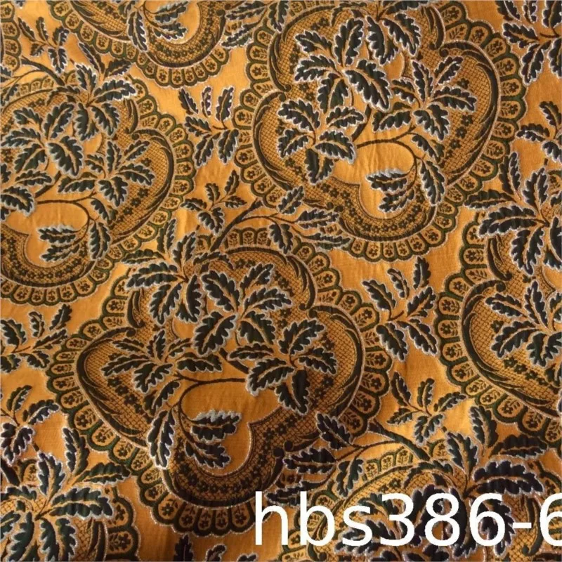 Gold-threaded three-dimensional embossed jacquard fabric patterned woven for suit and evening coat