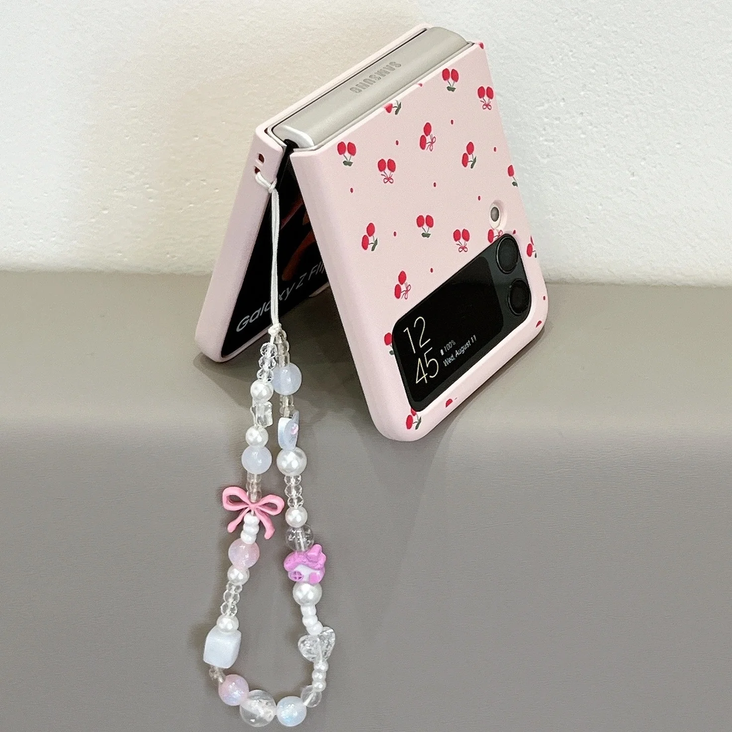 Cute Cherry Case For Samsung Galaxy Z Flip 7 6 Bracelet Cover For Samsung Z Flip 5 flip4 3 Skin Feeling Shockroof Phone Cases