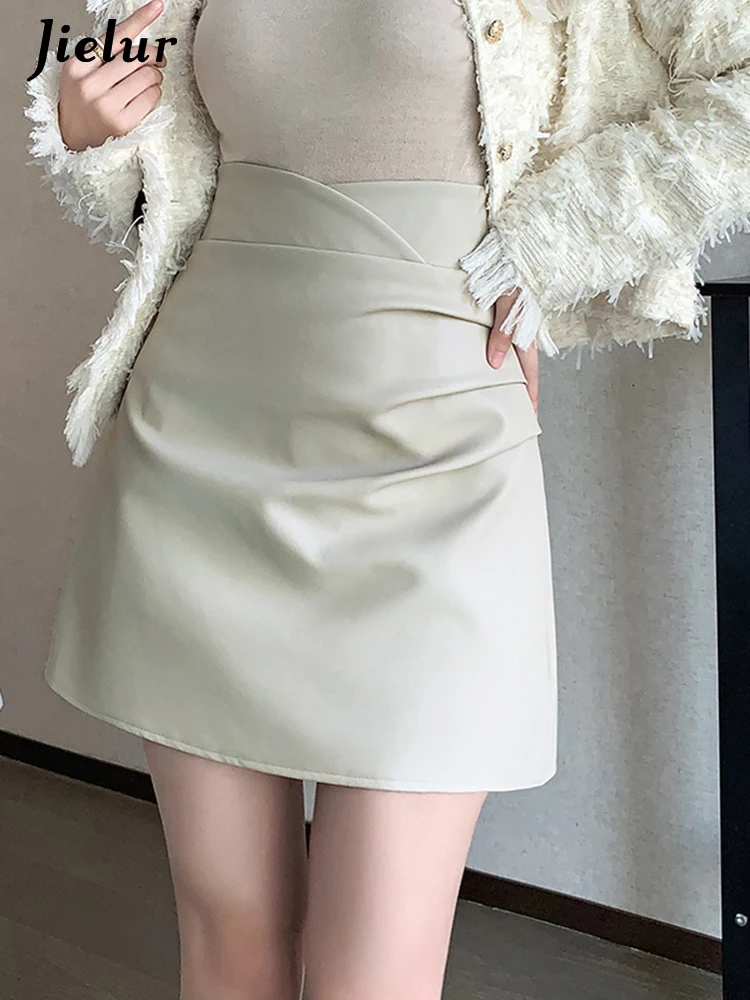 

Jielur Black Chicly High Waist Slim Women Mini Skirts Autumn Street Simple Casual Autumn Pure Color Fashion A-line Female Skirts