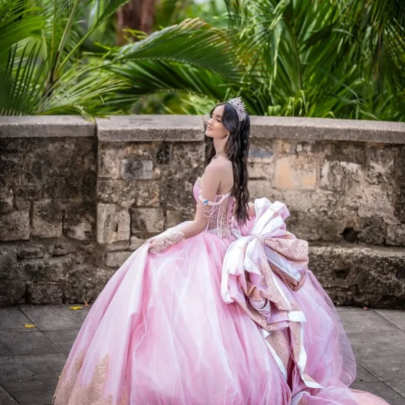 Customized Pink Quinceanera Dresses Off the Shoulder glitter decal crystal glitter Bow Long tail Vestido 15 Quinceanera