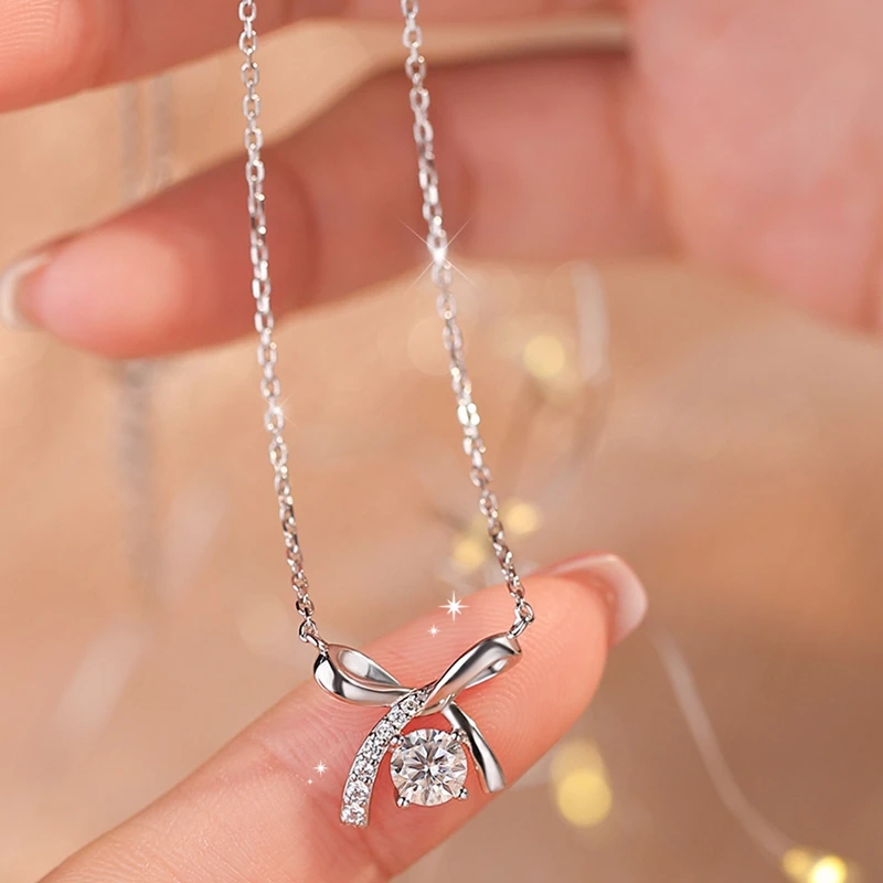 0.5ct Light Luxury Moissanite Diamond Bowknot Pendants Necklaces 925 Sterling Sliver Clavicle Chain For Women Fine Jewelry Gifts