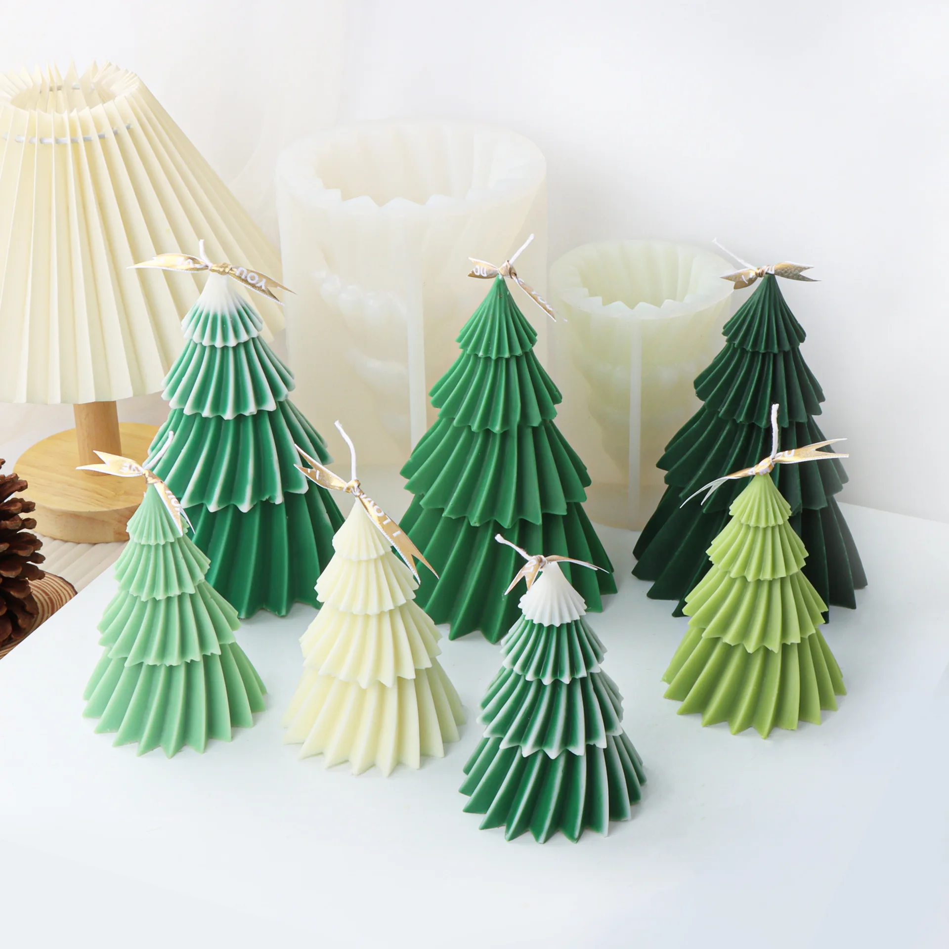 Rotating Christmas Tree Candle Silicone Mold for Handmade Chocolate Decoration Gypsum Aromatherapy Soap Resin Candle Mould