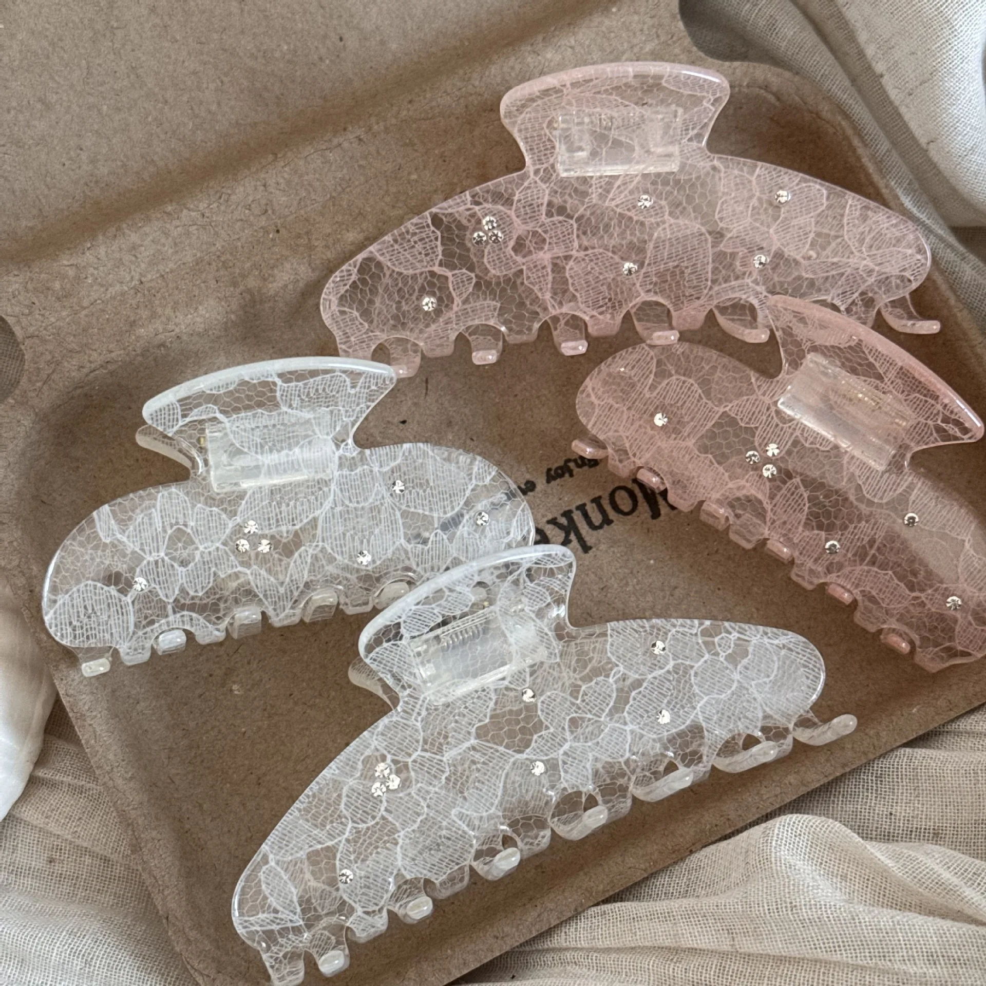 1Pc Bride Lace Hair Clips Rhinestone Claw Clamps Hair Crabs Pink White Acrylic Back Holder Claws Women Fashion Hair Accessories