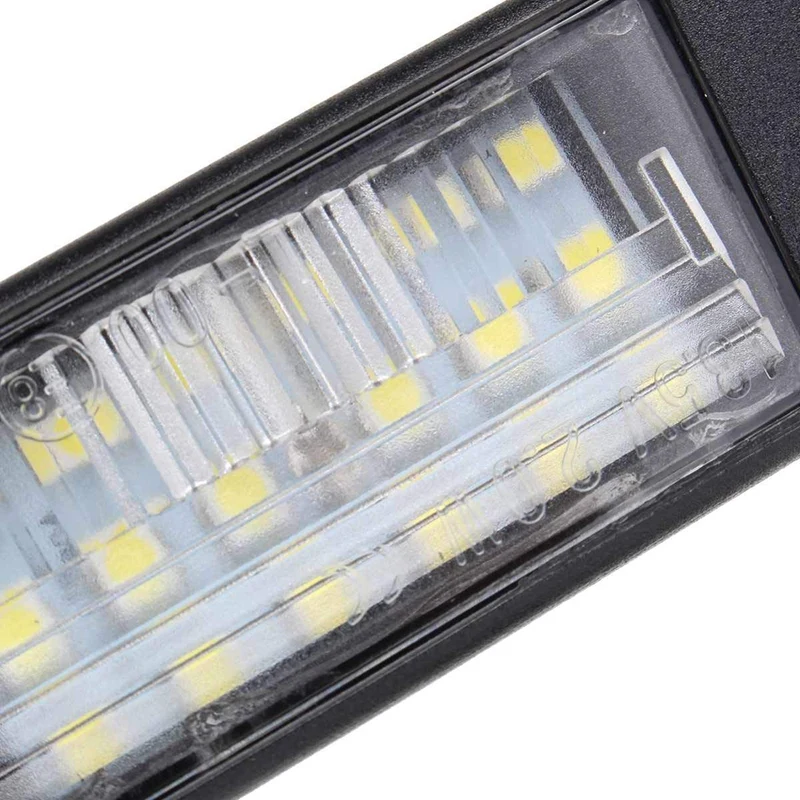 2 adet araba 18Led plaka ışıkları plastik Nissan Qashqai x-trail Juke Primera parlak Led numara plaka ışık